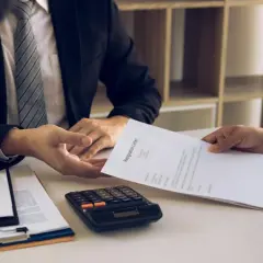 Czy na umowę zlecenie jest świadectwo pracy? Oto prawda, której nie znasz