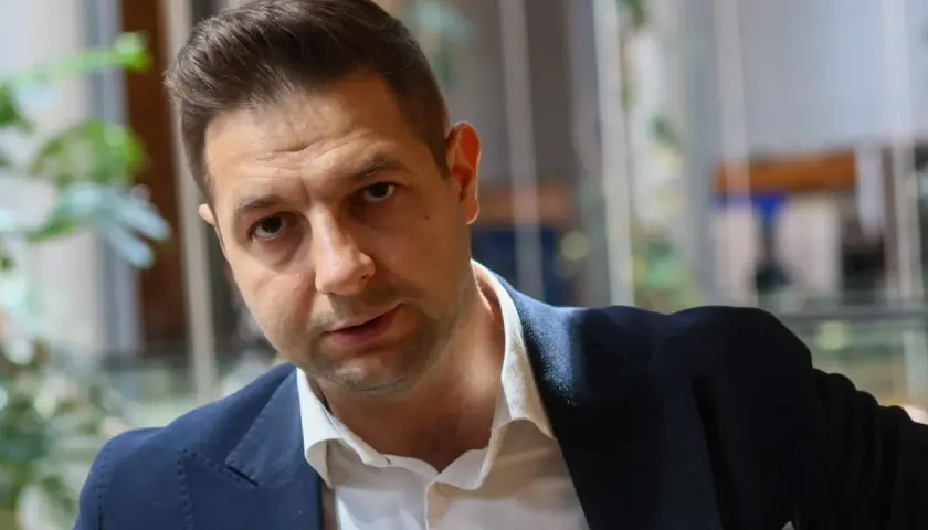 Patryk Jaki oświadczenie majątkowe: kontrowersje i niejasności w dokumentach